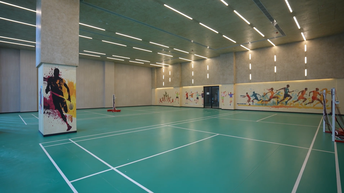 Landscaped community spaces at Candeur Crescent